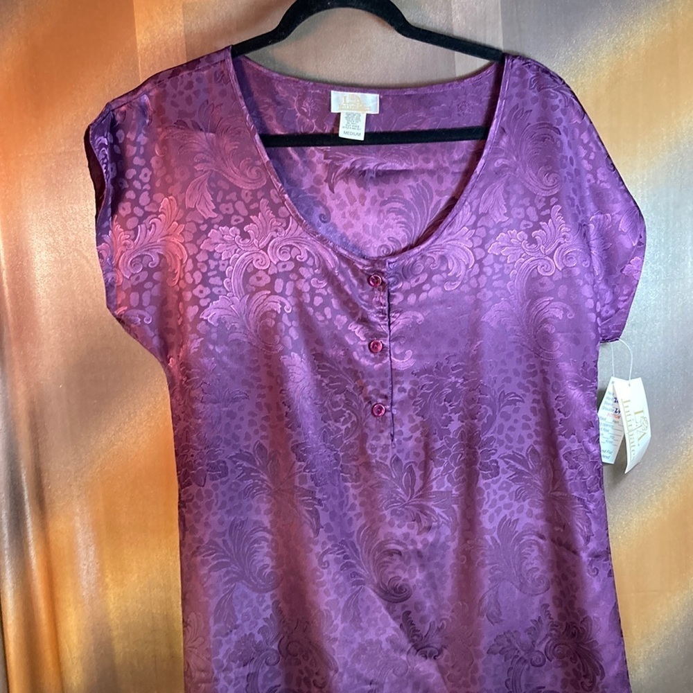 Vintage 90’s L. A. Intimates‎ size M. Plum satin. NWT 40” chest B8